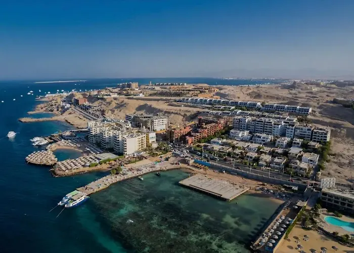 Sea View , 3 Bedrooms , Center 09 Hurghada