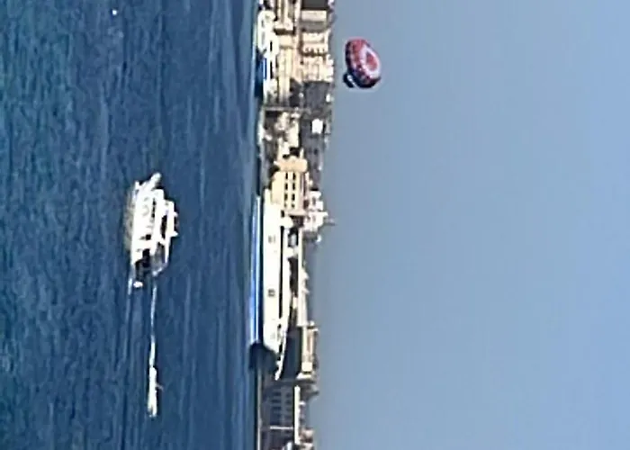 Sea View , 3 Bedrooms , Center 09 Apartment *