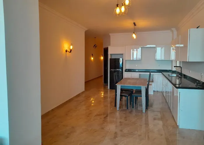 Sea View , 3 Bedrooms , Center 09 * Hurghada